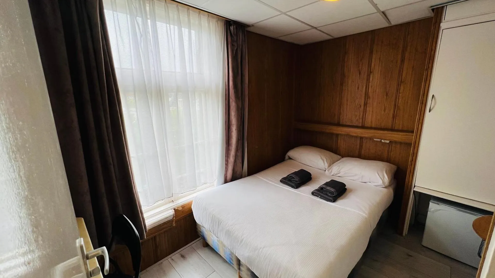Hotel Sharm 암스테르담 2*,  네덜란드